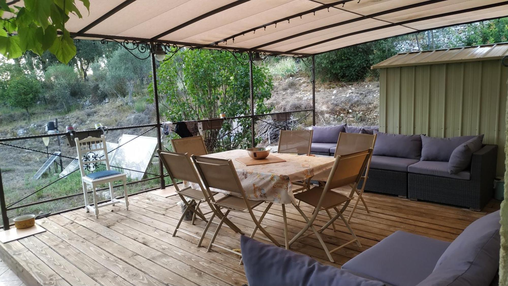 La Pinede De Manon Bed & Breakfast Barjols Bagian luar foto